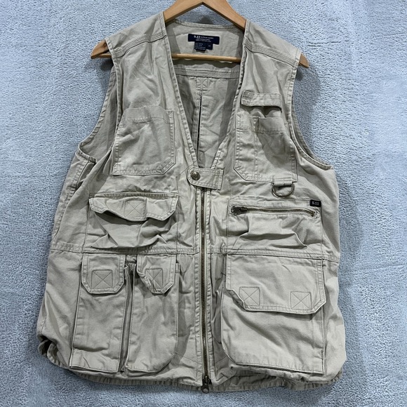 5.11 Tactical Series Vest Men's Medium Utility Fhsing Hunting Outdoors 80001‎